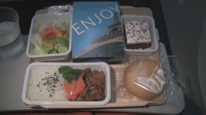 Meal aboard Delta 777-200.