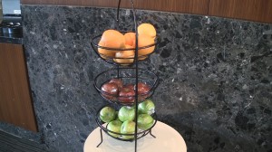 Complimentary fruit at LaGuardia Admirals Club